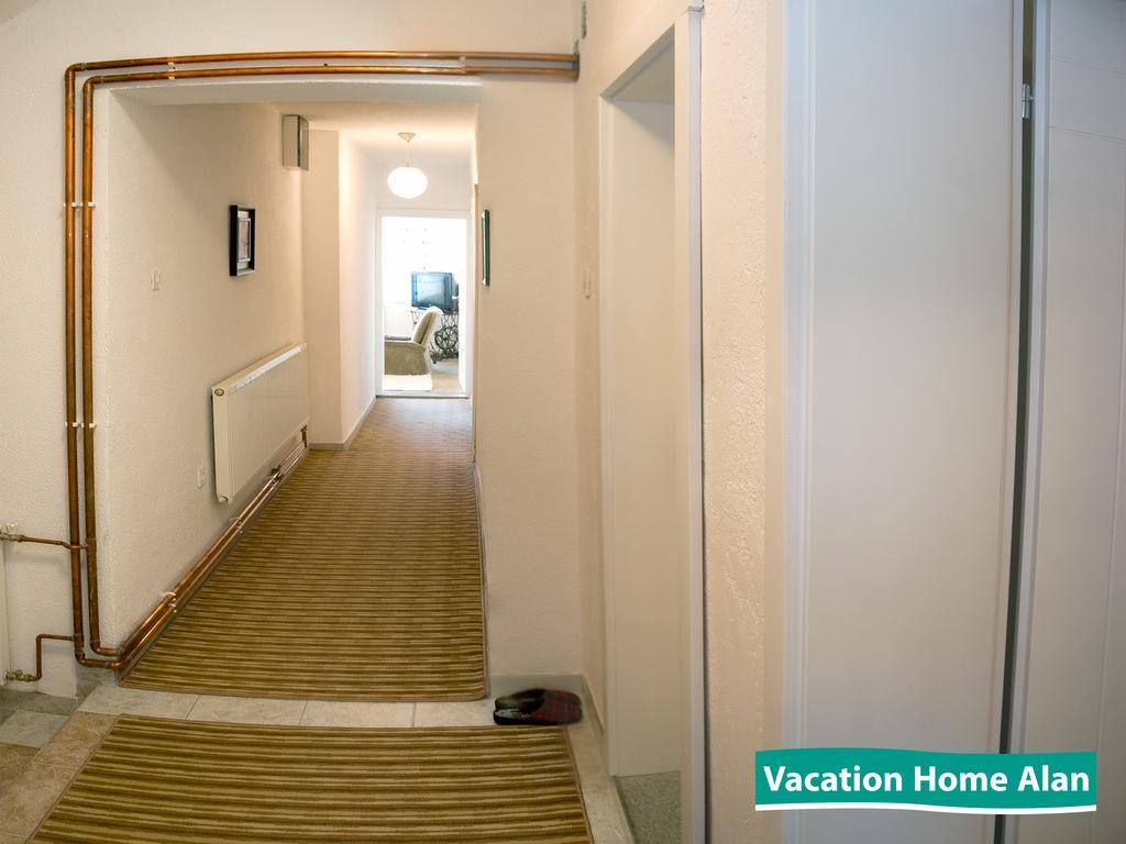 Vacation Home Alan Kulen Vakuf Kültér fotó