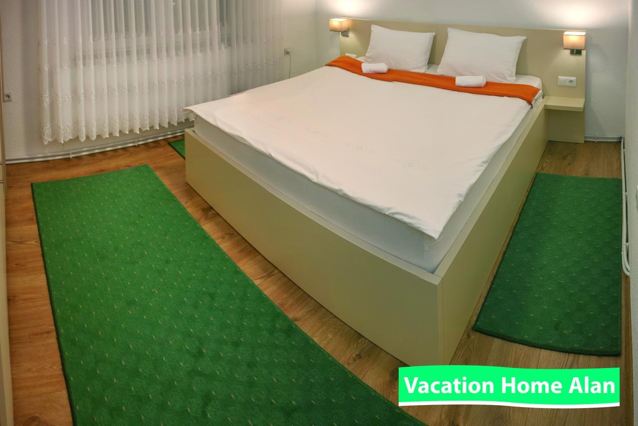 Vacation Home Alan Kulen Vakuf Kültér fotó